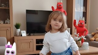 BANBAN KARDEŞLER GELMİŞ NİLAY İLKİN DANS ETMEK İSTİYORLAR!!