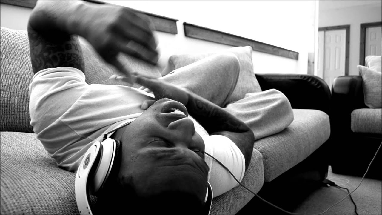 Watch Key Notez - Communicate "Aura" on YouTube Watch Key Notez - Communicate "Aura" on YouTube