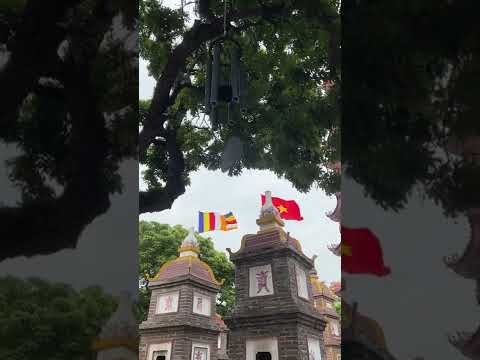 Video Chuông gió Dofrance treo trước Bảo tháp chùa Trấn Quốc - youtube