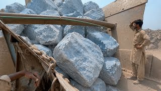 Download lagu BIG ROCK 🪨 Crusher Machine - FULL Powerfull Process A Giant in Action-Big Rock Crushing