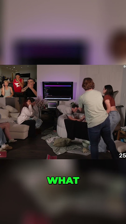 Fandy's FIRST live BIRTH Ever! #shorts #twitch #live
