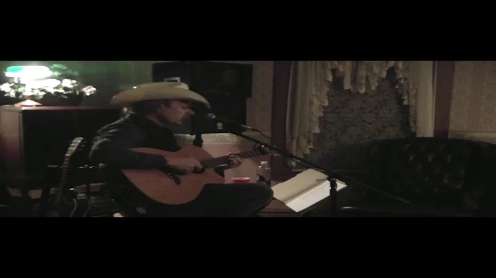 Michael Gurley plays "Champagne" 10.29.11