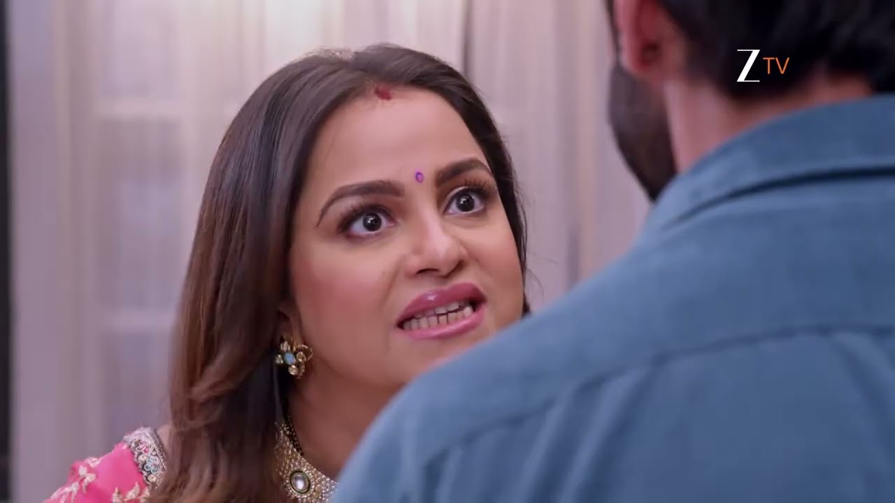 Kumkum Bhagya | Smita blames Prarthana for Raunak and Shivansh's fight.