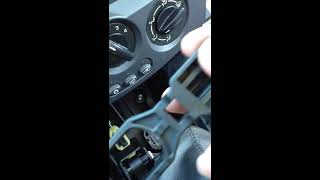 2004 Saturn Vue 5 Manual Transmission Shifter Cable Bushing Replacement GM1521-2802