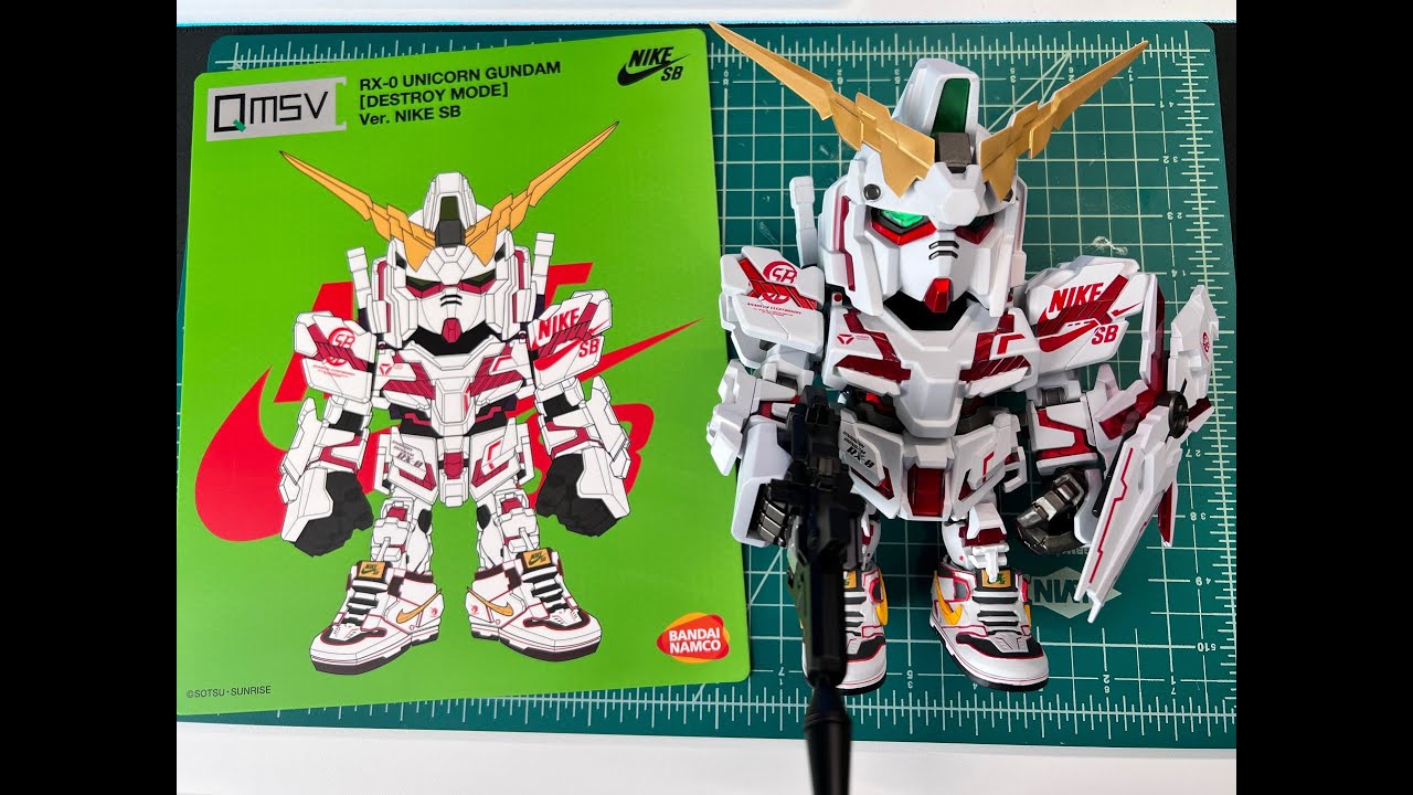Nike SB x Unicorn Gundam QMSV / 耐克SB x 独角兽高达QMSV 毁灭模式