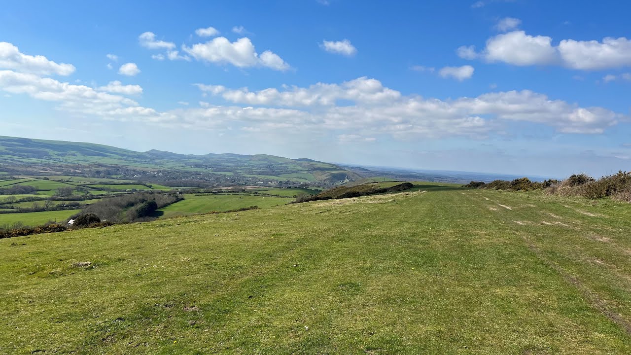 A superb walk from Swanage to Corfe Castle. YouTube