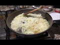 Mezze maniche con cipolle &quot;allardiate&quot; - Finta genovese o genovese fujiuta (videoricetta n° 1095)