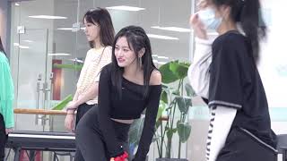 SNH48 GROUP X《炙热的我们》训练日常VLOG·第二场《你好毒》