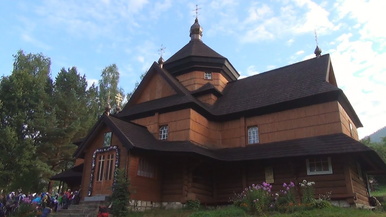 Криворівня. Церква Різдва Пресвятої Богородиці.