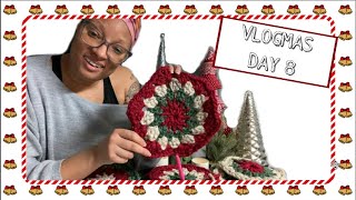 VLOGMAS DAY 8 | CHRISTMAS BLANKET | CHRISTMAS CROCHET