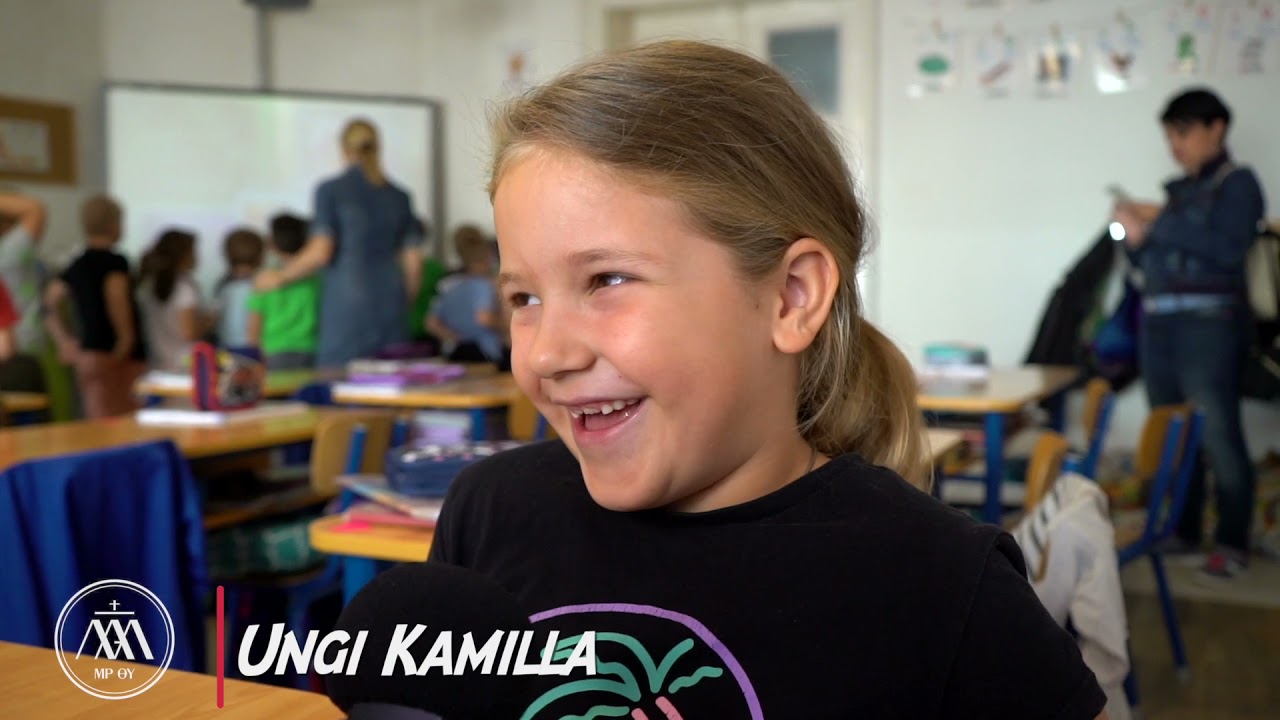 Elsősök a Piarista Iskolában