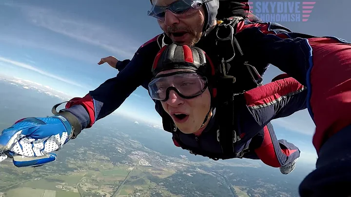 Joseph Esser's Tandem skydive!