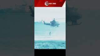 Denjaka Terjun Dari Helikopter Di Tengah Laut #shorts #denjaka #tnial #pasukanelitindonesia