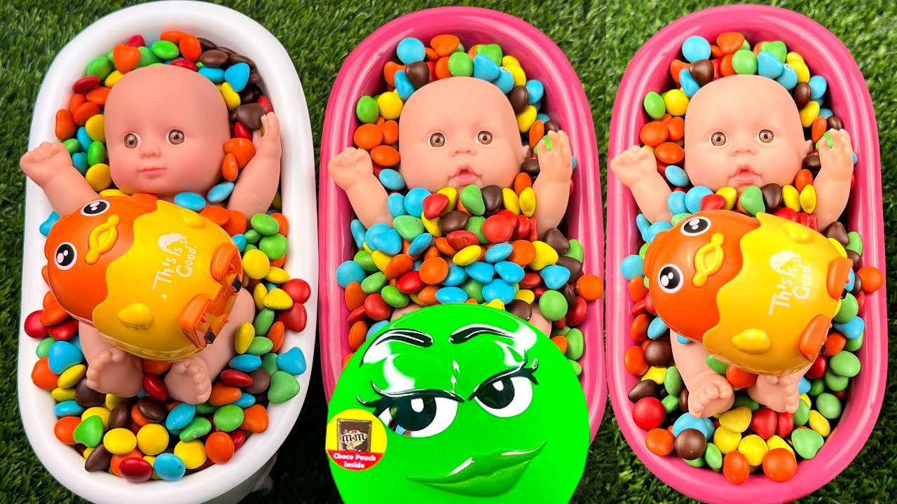 Full of 3 Rainbow BathTubs Candy with M&M's & Magic Slime Cutting