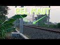 Kompilasi kereta api melewati jalur MAUT!!!