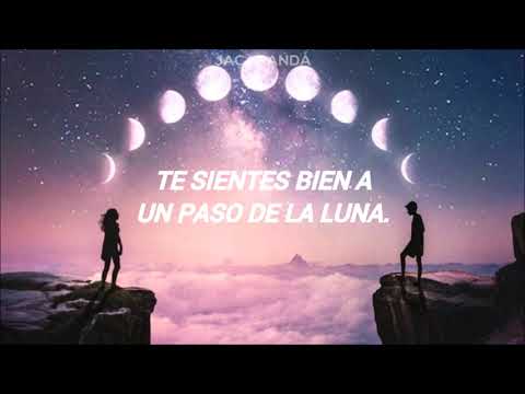 Ana Mena, Rocco Hunt - A Un Paso De La Luna (Letra)