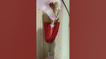 Red thread cutting #oddlysatisfying#threadcutting #satisfyingasmr #visualasmr #asmrcommunity