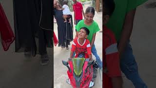 Family ke sath khud ki bike se ghumne ki jid karne lage Ayaan Babu 😍