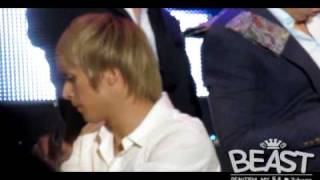 [FANCAM] #46 DongWoon - ILUTB@ BEAST's fan club (B2UTY) Inauguration Ceremony 110402