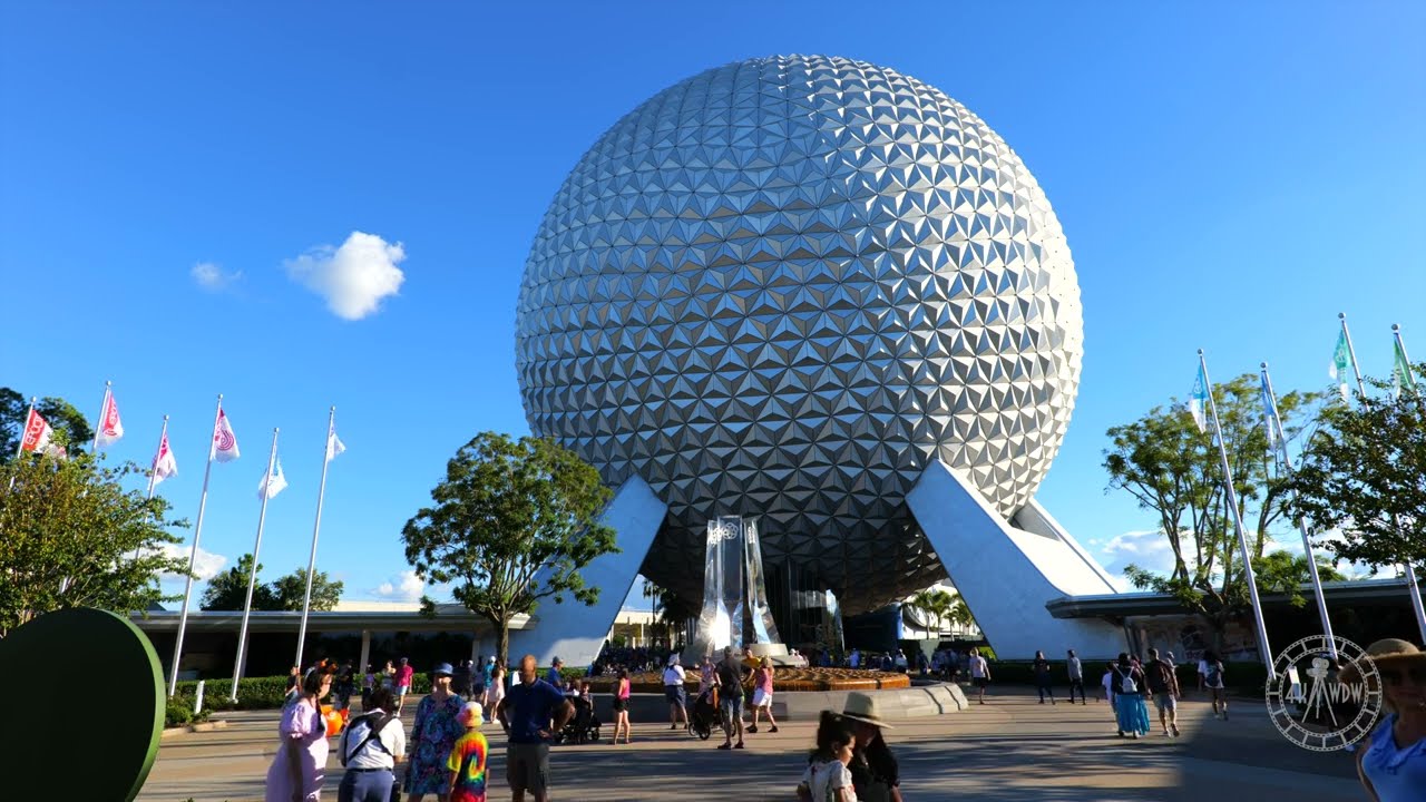 EPCOT Entrance w/ Original 1982 Music Loop Sights & Sounds in 4K | Walt ...