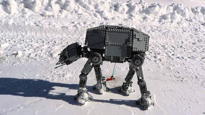 LEGO 10178 Motorized AT AT Walking in the snow