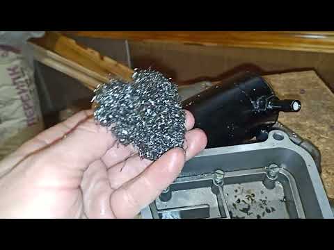 Выброс масла из двигателя Лифан 20.