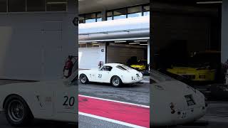 Ferrari 250 GT SWB 1960 LE MANS through the pit lane!