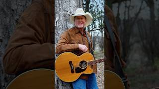 Go behind-the-scenes with country icon @therealtracylawrence on The Song TV!