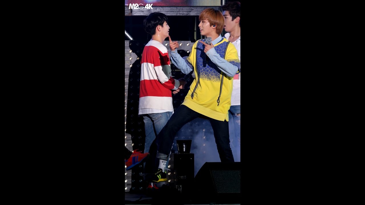 [직캠] 161014 다문화 가정 돕기 한류 BIG콘서트 - 업텐션 선율 ( 여기여기 붙어라 ) 4K