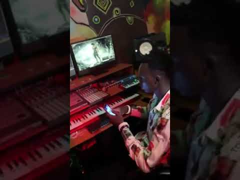 Give It Selecta Magok Ft Alijoma Single Dee Bob Dizzy And Maccobwoy