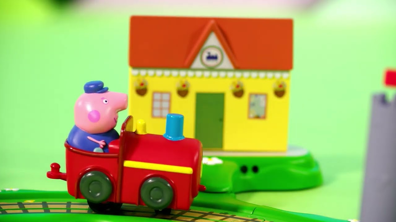 Peppa Pig - Whizz Around Clickety Clack Train - 8344 | Se Tilbud Og Køb