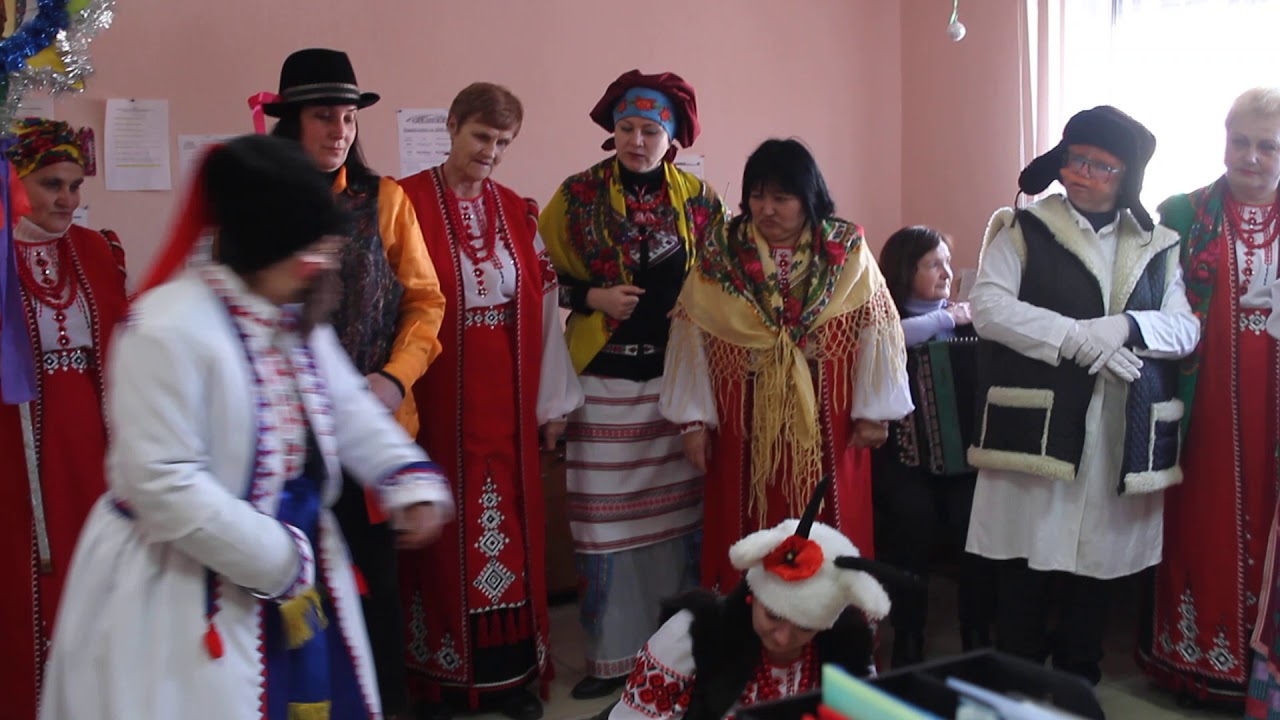 Колядують щедрують