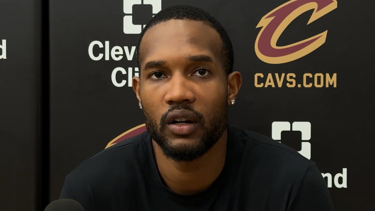 «Кливленд Кавальерс»: Эван Мобли подробно рассказывает о тандеме с Джеймсом Харденом и об их взаи...