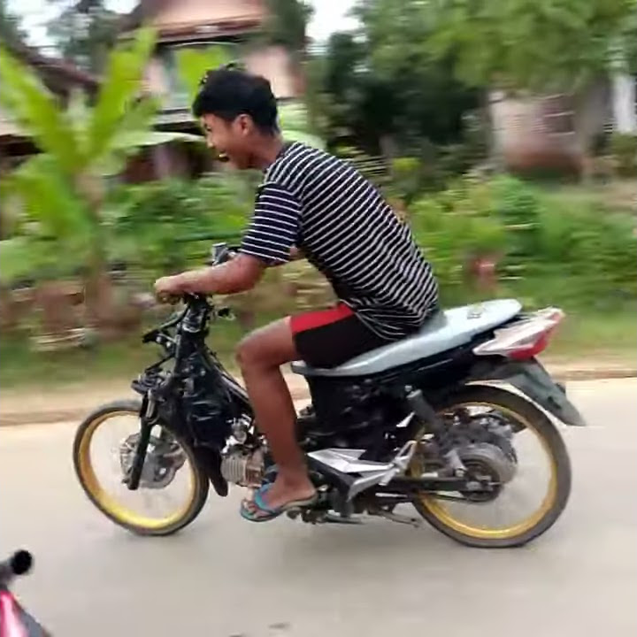 story whatsapp TKW
