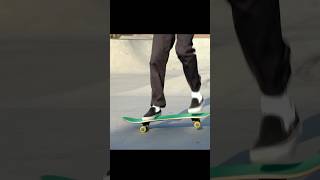 Difference between Shuv it and Pop Shuvi. Watch the 2part series #skateboarding #skatetips