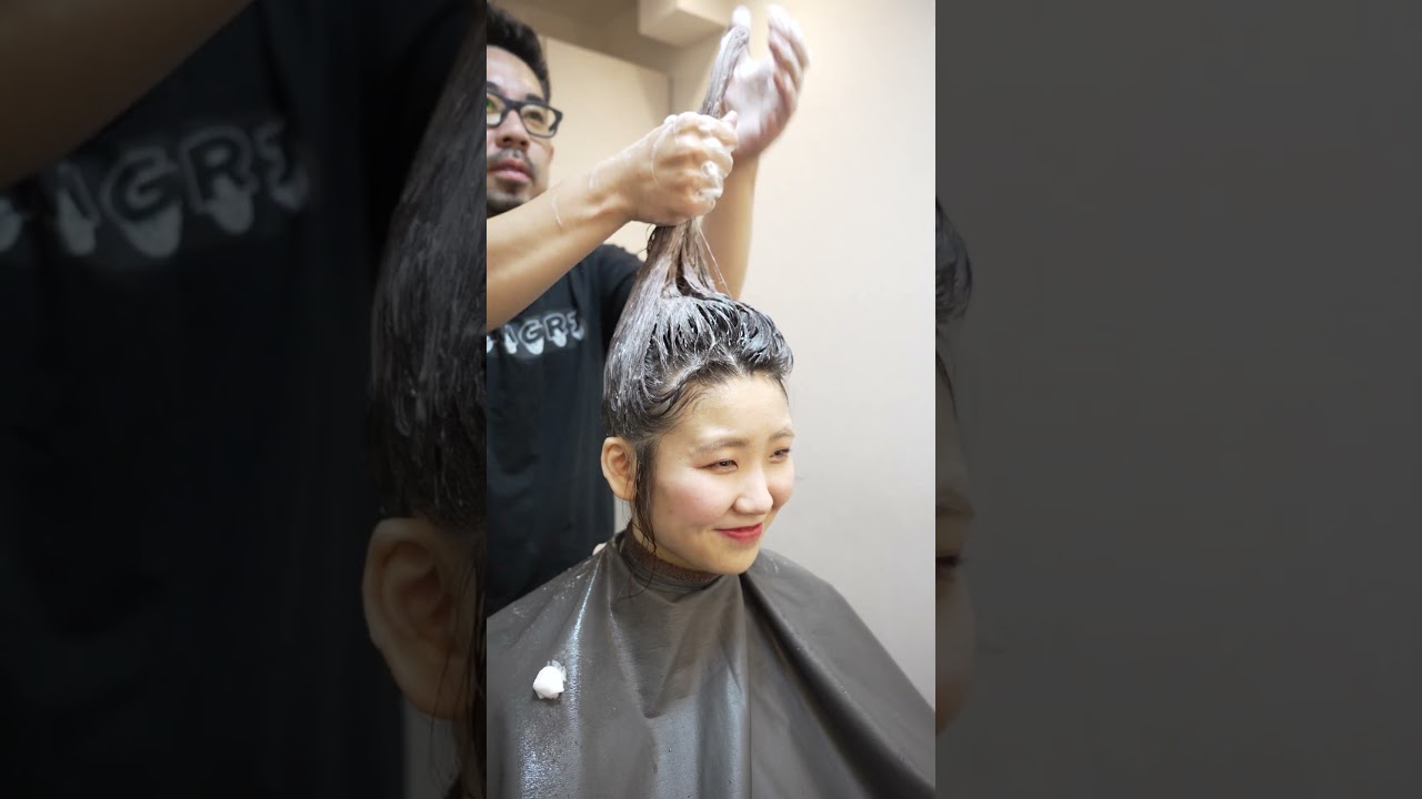 床屋で女性にスタンドシャンプーをしたらびっくり！