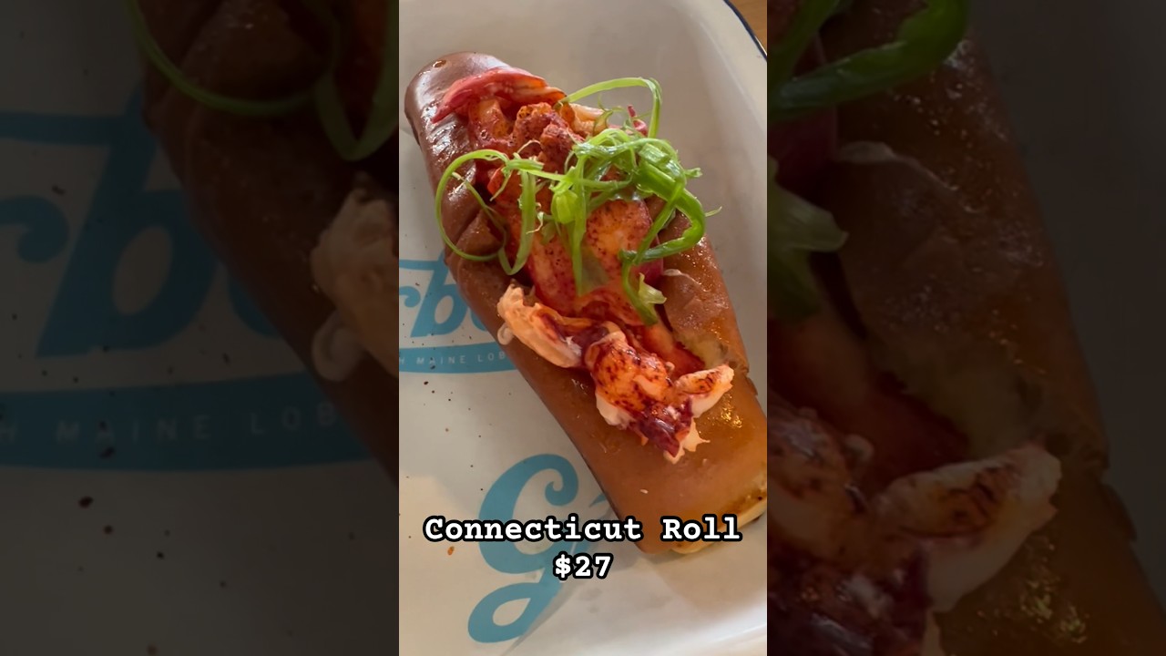 Lobster rolls!!🦞 