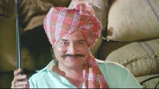 Comedy scene from supert hit marathi movie dekhni bayko namyachi
(2001) starring laxmikant berde, vijay kadam, annapoorna , patkar,
chetan dalvi...