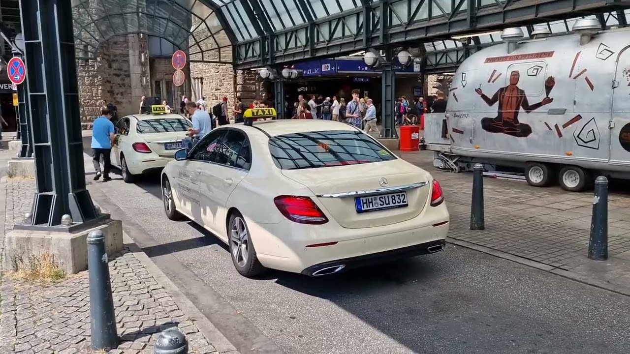 TAXI  in HAMBURG