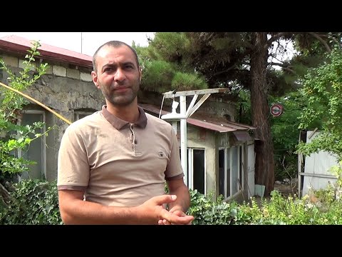Карабах: жители Бердзора отказываются уезжать и сжигать дома