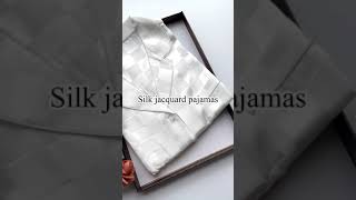 Celebrity Black and white color silk jacquard pajamas #luxurylifestyle #silk #sleepwear #pajamaset Profile