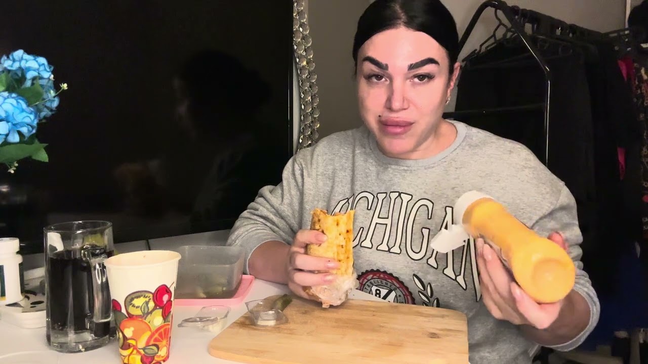 İNSAN KENDİ KATİLİNİ DOĞURURMU (güllü) 😔