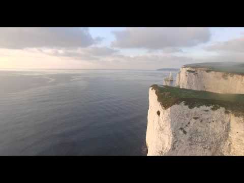 Video: Guide Til At Besøge Old Harry Rocks I Dorset, England