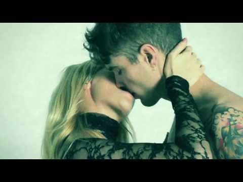 The Pierces - Kissing You Goodbye
