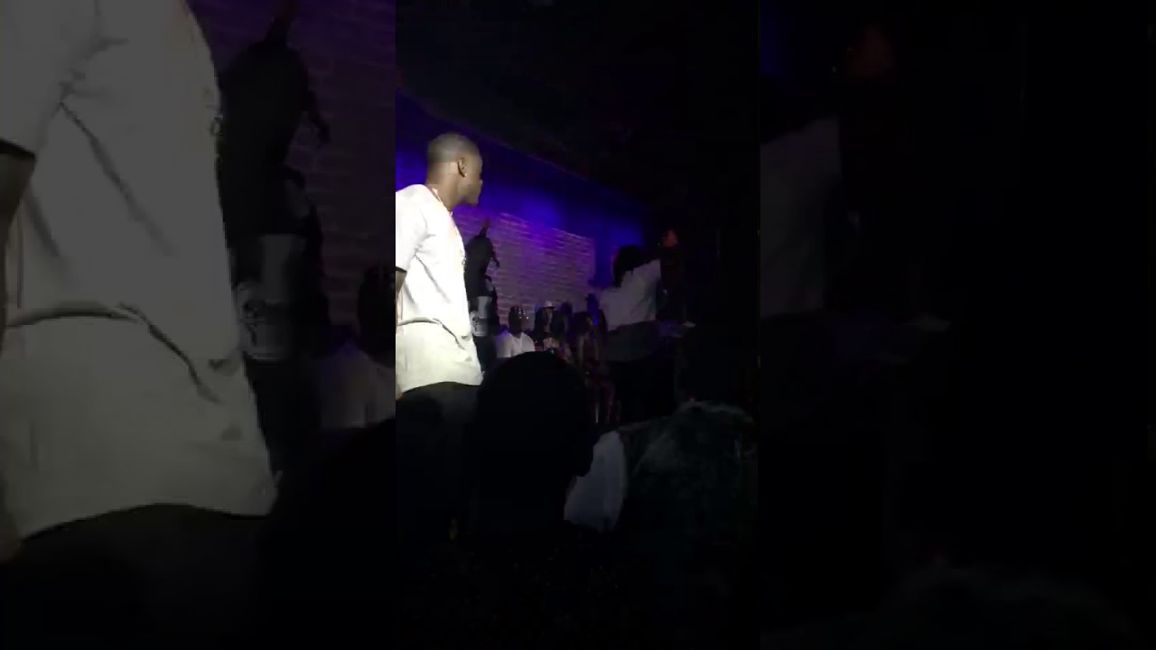 Hollywood Ezzy performing live at Kokopelis 3/4/2017