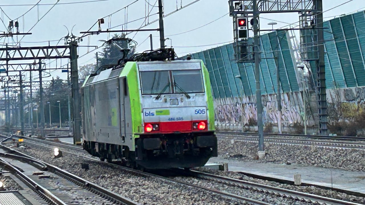 Invio BR186 in liss, BLS Cargo a Torino Stura - YouTube