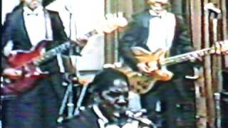 Charles Johnson & the  Revivers in Philly 1987 "Saints Hold On" chords