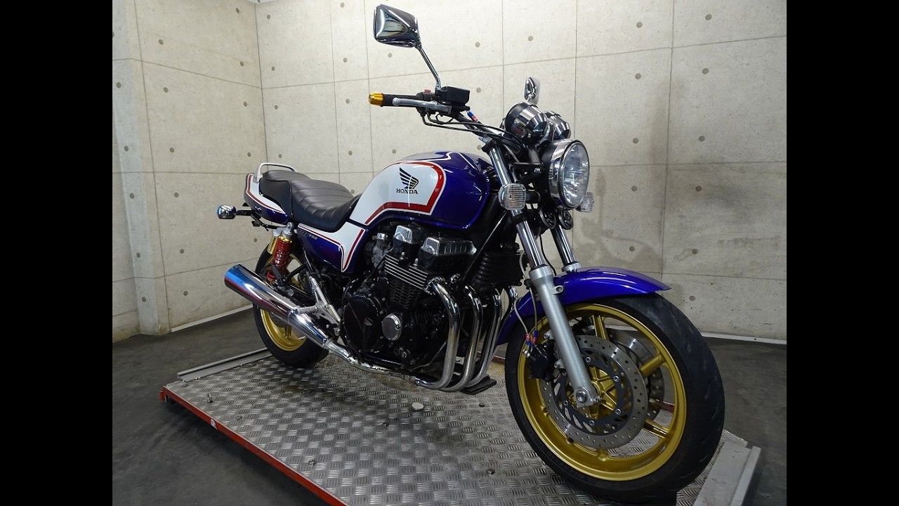 ホンダ CB750 RC42 2005年モデル 空冷4気筒エンジン キャブ車