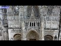Vidéo du portail centrale Saint Romain de la cathédrale de Rouen en vue aérienne par drone