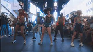 Chris Brown x Davido - Blow My Mind | Official Choreography Resimi